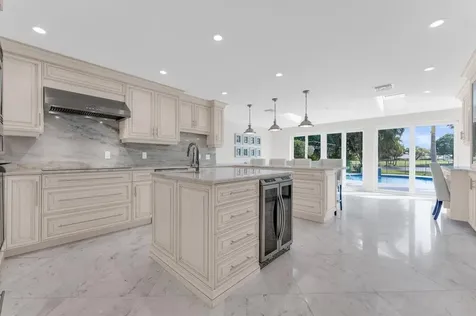 355 Oakview Drive Delray Beach FL 33445