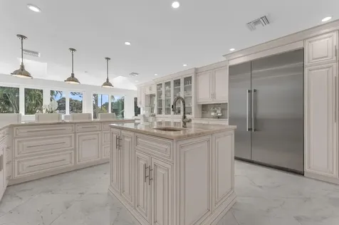 355 Oakview Drive Delray Beach FL 33445
