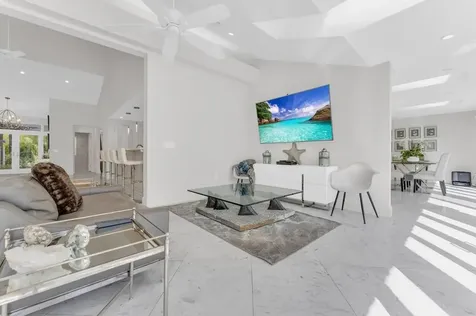 355 Oakview Drive Delray Beach FL 33445