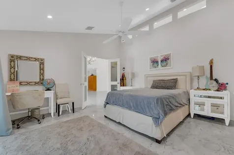 355 Oakview Drive Delray Beach FL 33445
