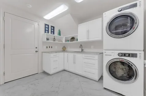 355 Oakview Drive Delray Beach FL 33445