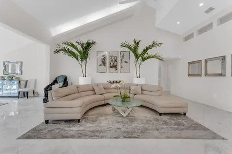 355 Oakview Drive Delray Beach FL 33445