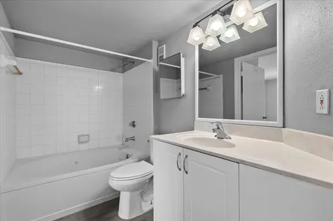 4751 Via Palm Lake West Palm Beach FL 33417