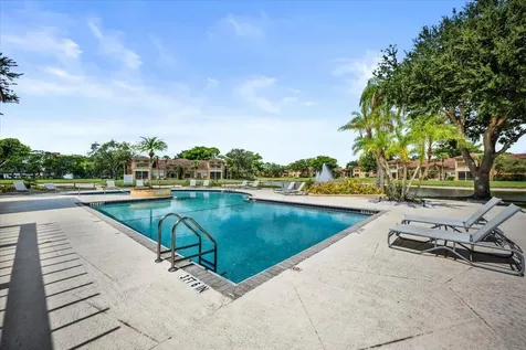 4751 Via Palm Lake West Palm Beach FL 33417
