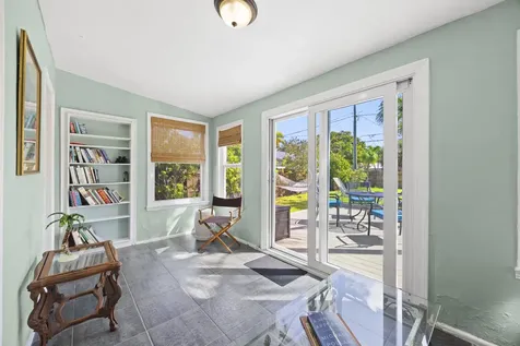 618 N Ocean Breeze Lake Worth Beach FL 33460