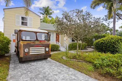 618 N Ocean Breeze Lake Worth Beach FL 33460