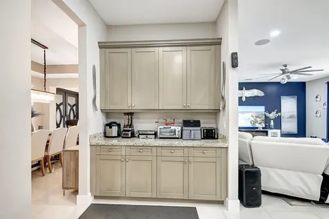 8952 Cypress Grove Lane West Palm Beach FL 33411