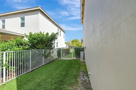 8952 Cypress Grove Lane West Palm Beach FL 33411