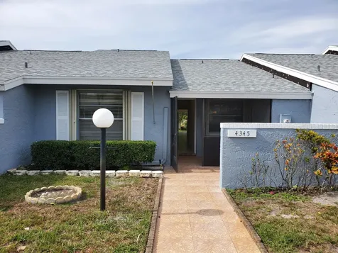 4345 Lucerne Villas Lane Lake Worth FL 33467