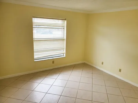 4345 Lucerne Villas Lane Lake Worth FL 33467