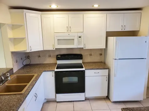 4345 Lucerne Villas Lane Lake Worth FL 33467