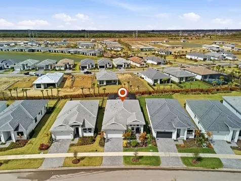 8671 Sw Cantante Way Port Saint Lucie FL 34987