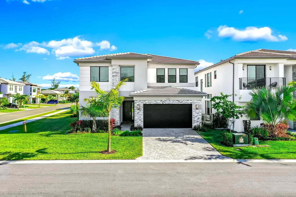 8286 Fishers Island Way Boca Raton FL 33434