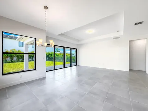 8286 Fishers Island Way Boca Raton FL 33434