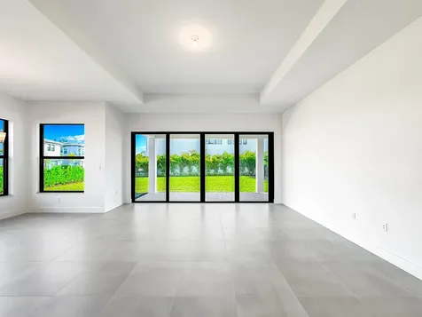 8286 Fishers Island Way Boca Raton FL 33434