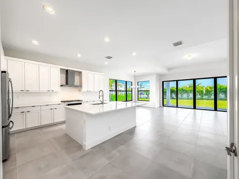 8286 Fishers Island Way Boca Raton FL 33434