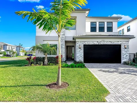 8286 Fishers Island Way Boca Raton FL 33434