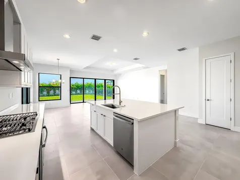 8286 Fishers Island Way Boca Raton FL 33434