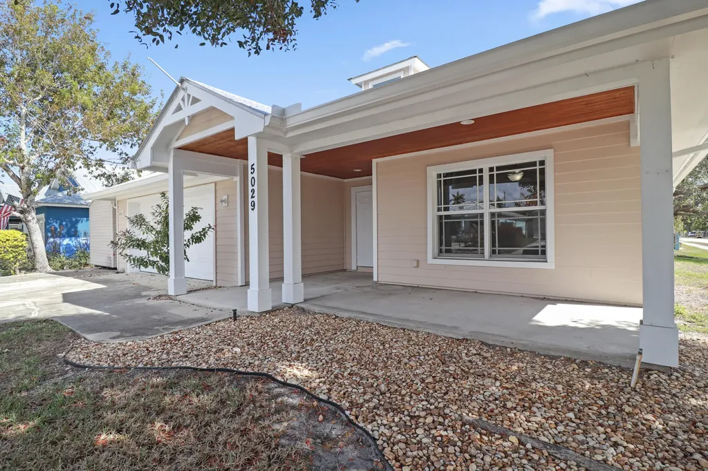 5029 SE Jack Avenue Stuart FL 34997