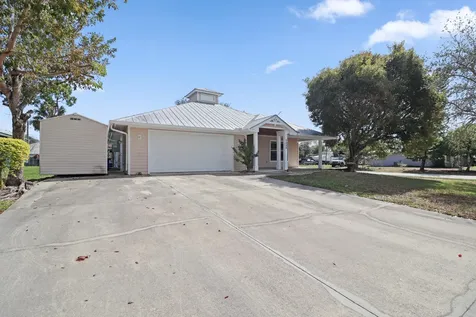 5029 SE Jack Avenue Stuart FL 34997