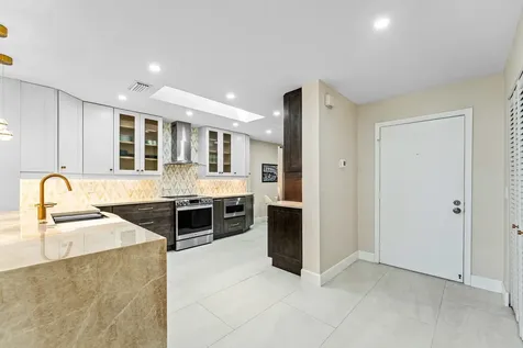 12 Eastgate Drive Boynton Beach FL 33436