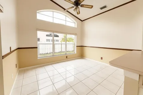 5295 Nw 54th Street Coconut Creek FL 33073