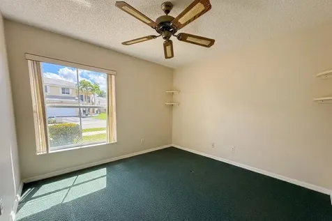 5295 Nw 54th Street Coconut Creek FL 33073