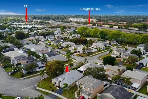 5295 Nw 54th Street Coconut Creek FL 33073