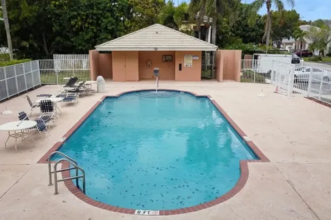 5295 Nw 54th Street Coconut Creek FL 33073