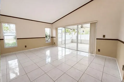 5295 Nw 54th Street Coconut Creek FL 33073