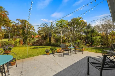 426 N 5th Street Lantana FL 33462