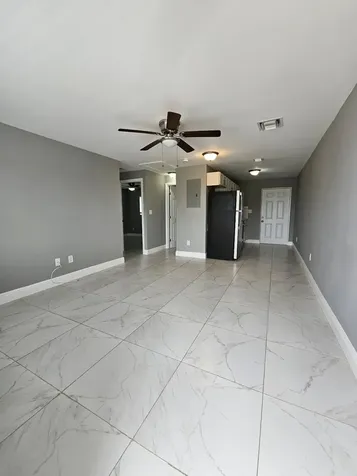 933 W 7th Street Riviera Beach FL 33404