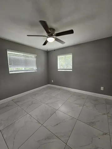 933 W 7th Street Riviera Beach FL 33404
