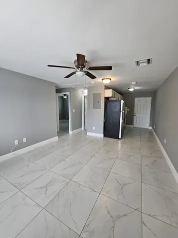 933 W 7th Street Riviera Beach FL 33404