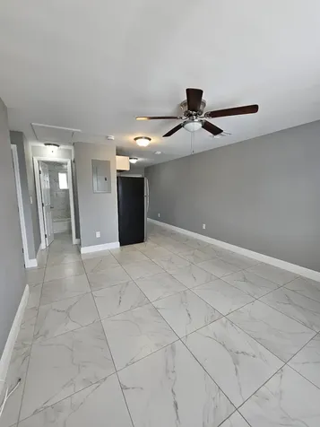 933 W 7th Street Riviera Beach FL 33404