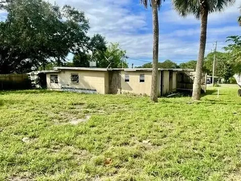 4676 Arcadia Avenue Avenue Fort Pierce FL 34946