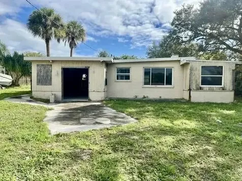 4676 Arcadia Avenue Avenue Fort Pierce FL 34946