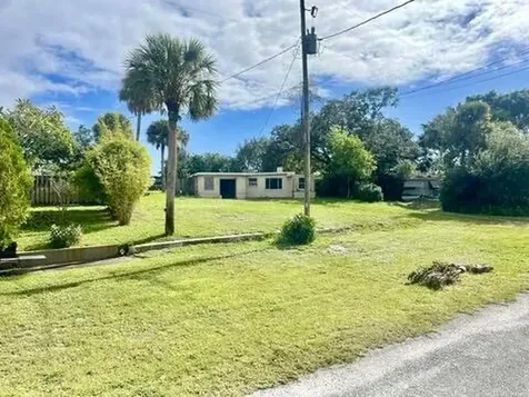 4676 Arcadia Avenue Avenue Fort Pierce FL 34946