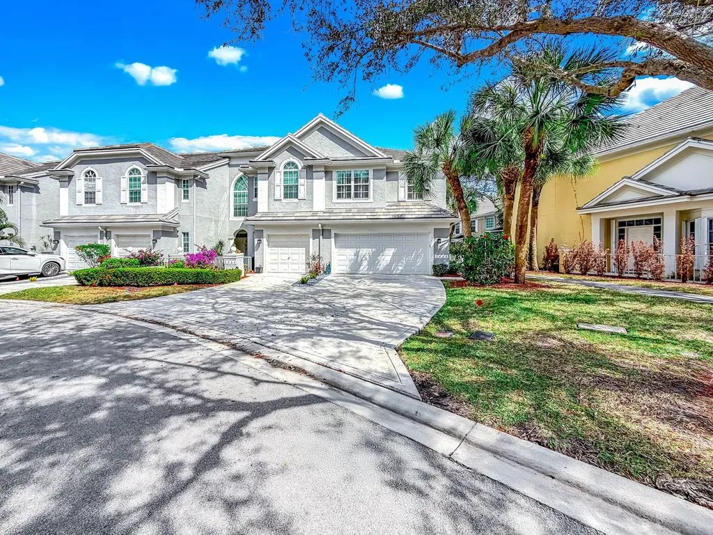 5466 Grand Park Place Boca Raton FL 33486