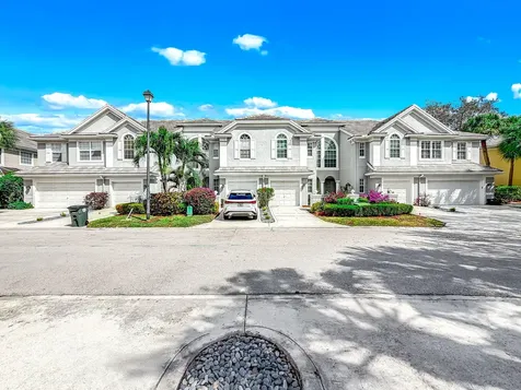 5466 Grand Park Place Boca Raton FL 33486