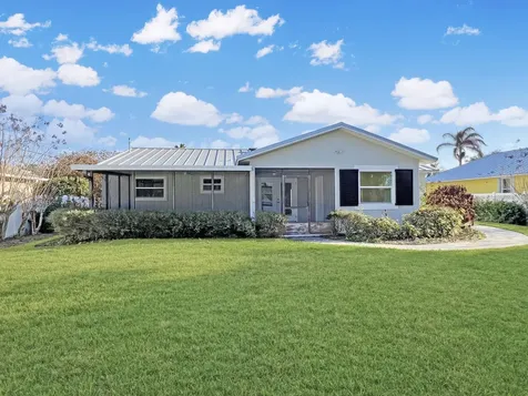 137 Concha Drive Sebastian FL 32958