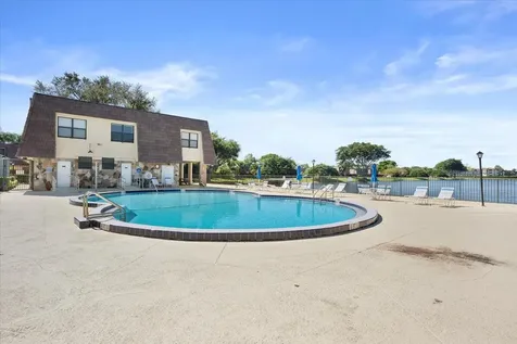 402 Springdale Circle Palm Springs FL 33461