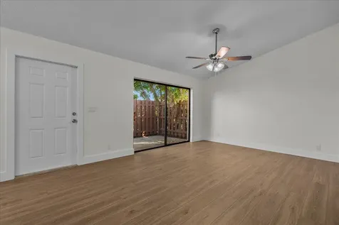 402 Springdale Circle Palm Springs FL 33461