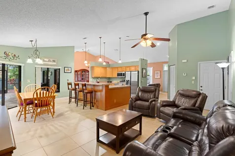 3905 Nw 55th Court Coconut Creek FL 33073