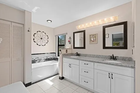 3905 Nw 55th Court Coconut Creek FL 33073