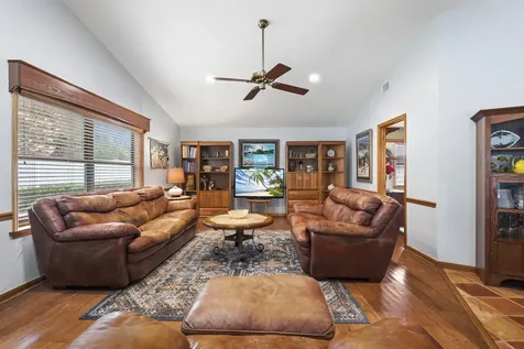 8222 Se Royal Street Hobe Sound FL 33455