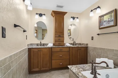 8222 Se Royal Street Hobe Sound FL 33455