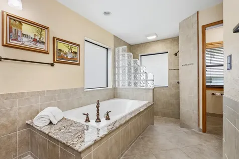 8222 Se Royal Street Hobe Sound FL 33455