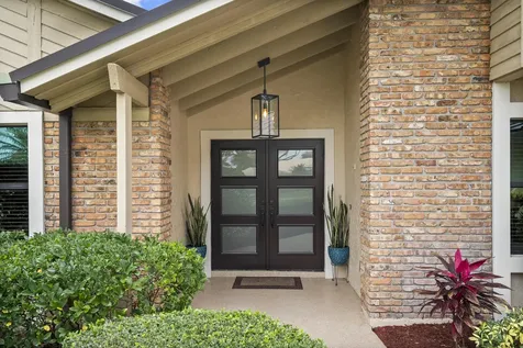 8222 Se Royal Street Hobe Sound FL 33455