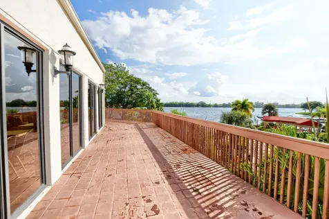 45 Centennial Court Deerfield Beach FL 33442